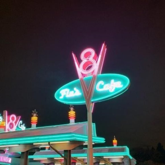 Meet your Posher, Tandela - Picture 1 of 1